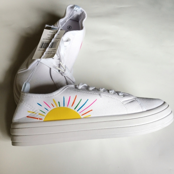 Rainbow Sunshine White Canvas Tennis Shoes size 8 NEW - Picture 2 of 7